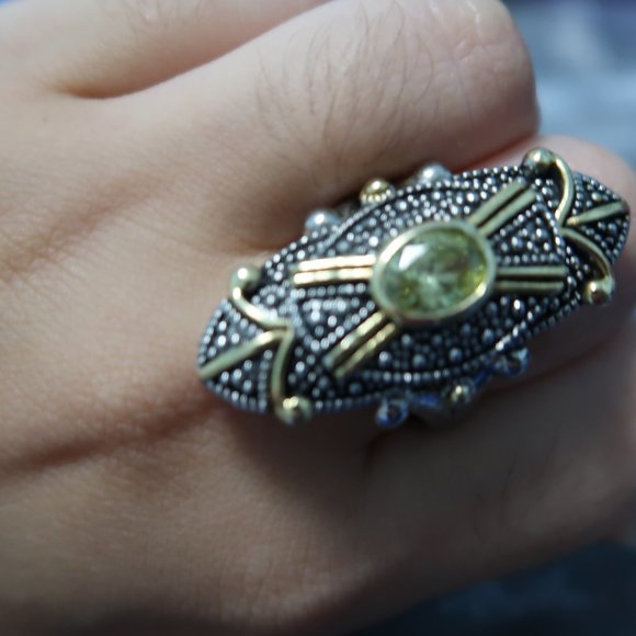 Mixed Metal Statement Ring - Picture 3 of 4